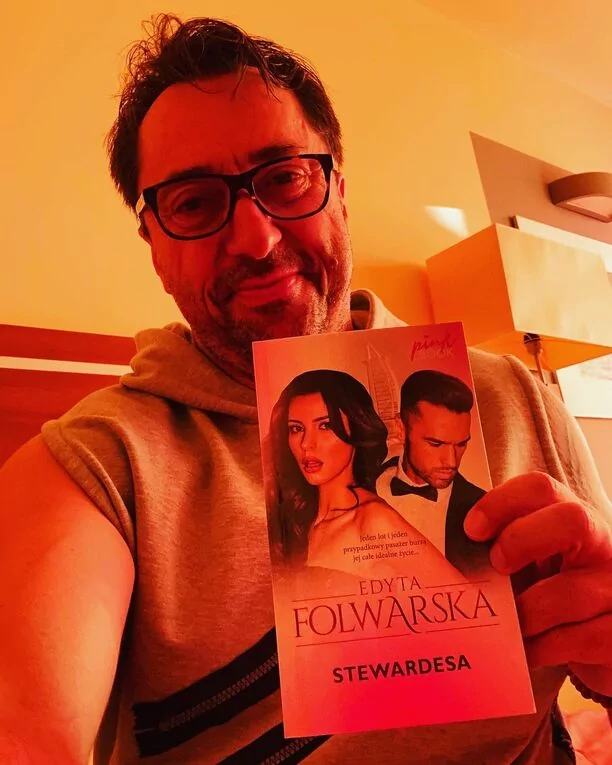 Marcin Miller (Boys) przyłapany ze Stewardessą! Gwiazdor disco polo ani na chwilę nie wypuszcza jej z rąk! 