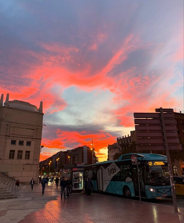 Urocza młoda wokalistka Karolina Marczyńska i Anna Lewandowska na jednym zdjęciu – co je łączy?

