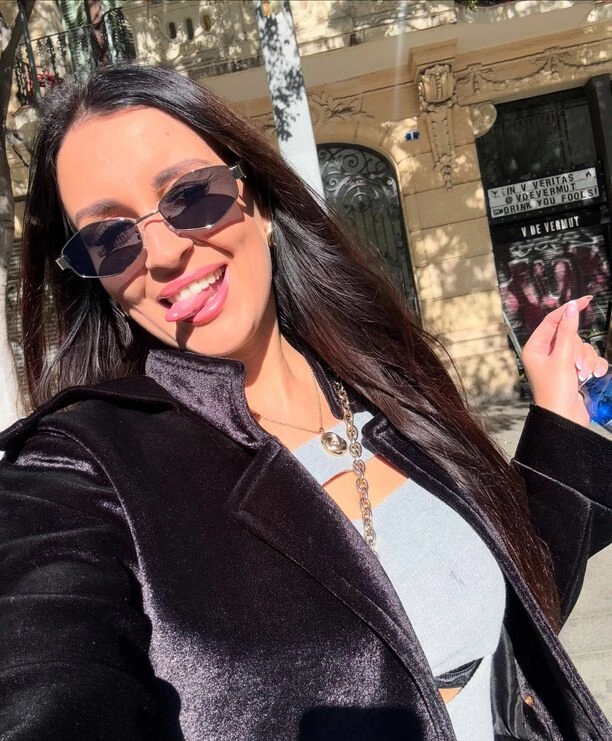 Urocza młoda wokalistka Karolina Marczyńska i Anna Lewandowska na jednym zdjęciu – co je łączy?

