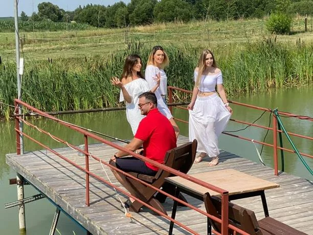 Kolejna muzyczna premiera od dziewczyn z Top Girls! Gwiazdy disco polo zaprosiły do współpracy znanego kolegę z branży! 