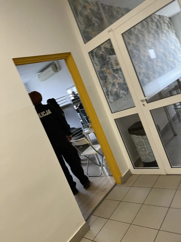 PILNE! Atak nożem na znanego producenta teledysków disco polo. Co stało się naprawdę? Interweniowała Policja| ZDJĘCIA