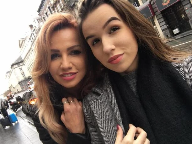 Agnieszka Drewnicka Exaited pokazała się z dorosłą córką! Fani w szoku! Kobiety wyglądają jak siostry! 