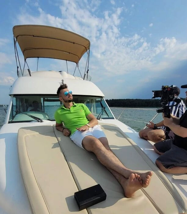 Jagoda i Brylant odsłonili kulisy nowej produkcji! Zapowiada się iście wakacyjne kino!