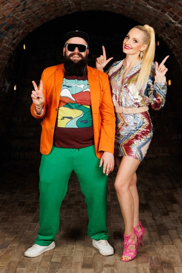 Tragiczny wypadek artysty disco polo. Auto zderzyło się czołowo z wojskowym pojazdem!