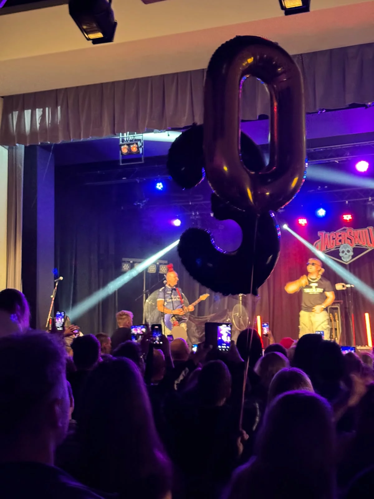 Pełna sala na urodzinach Skolima w Śmiglu! Mamy zdjęcia z imprezy