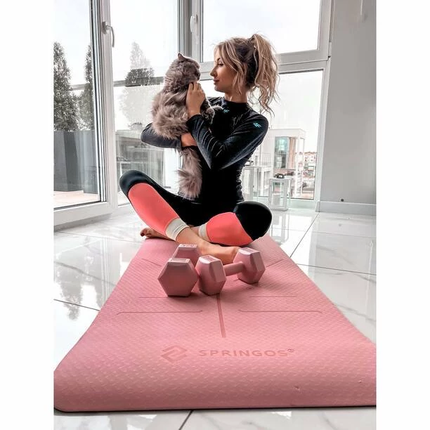 Znana wokalistka grupy disco polo CamaSutra postanowiła wrócić do ćwiczeń! Jak sobie radzi?!