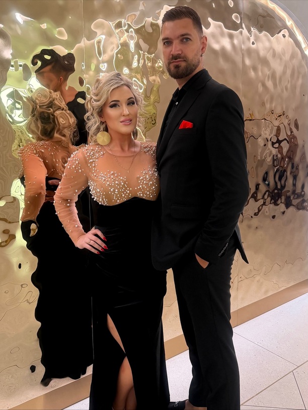 Plik Jesika-w-sukni-wieczorowej-2.jpg