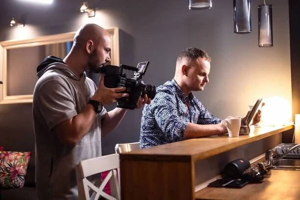 Popularny wokalista disco polo zdradza kulisy swojej nowej produkcji! Zapowiada się muzyczny sztos?! 