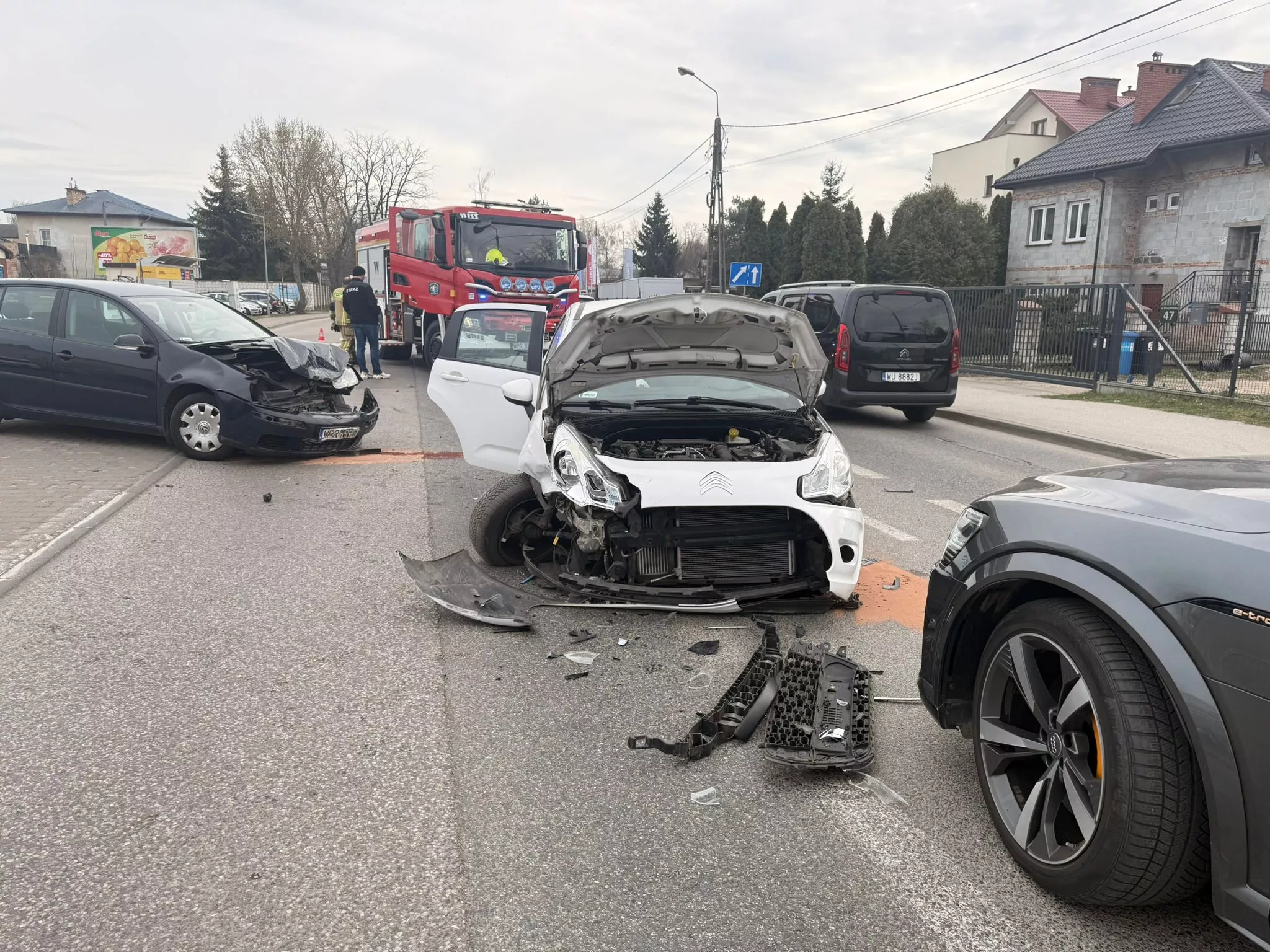 Pilne! Bartek Padyasek D-Bomb miał wypadek! Samochód gwiazdora disco kompletnie rozbity, interweniowały służby! 