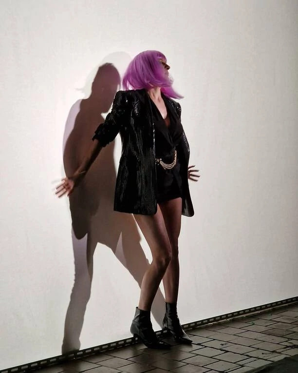 Co za odwaga! Magda Narożna nie boi się eksperymentować! Gwiazda disco polo zaskoczyła nowym wizerunkiem! Fani w szoku