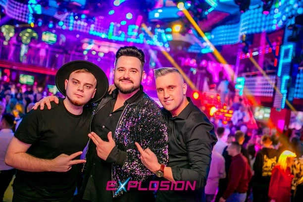 Joker i tłumy na jego koncercie świątecznym w klubie Explosion w Warszawie