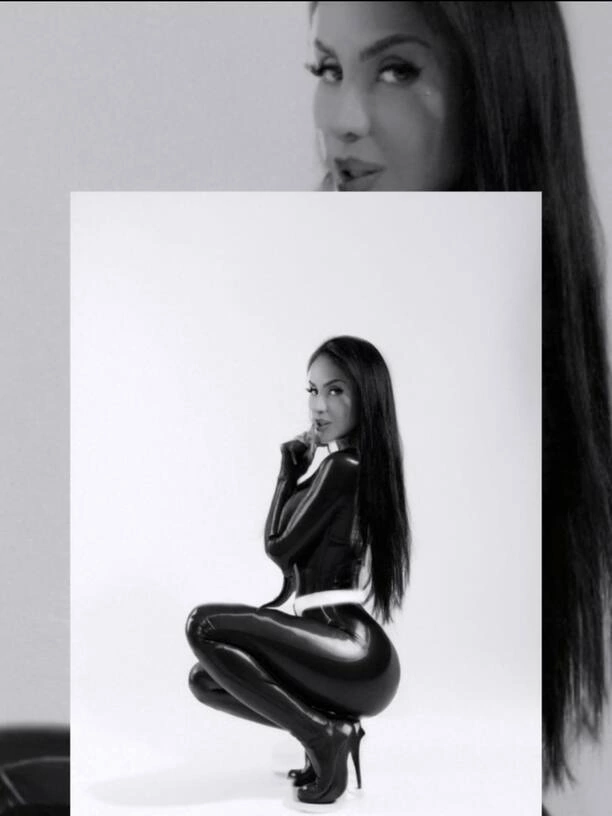 Klaudia Zielińska w lateksowym kombinezonie rozpaliła wyobraźnię!