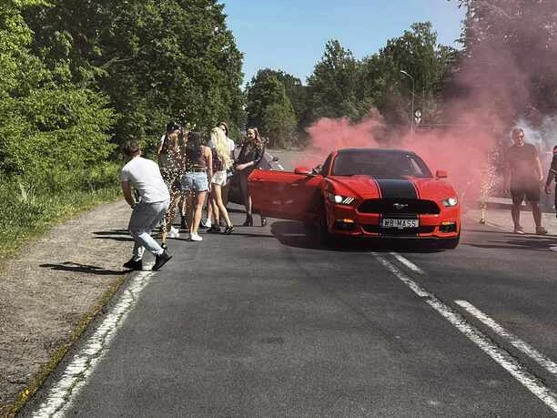 Niespodzianka! Gwiazdy disco polo Massive przygotowali NOWOŚĆ „Szkolna LOVE„! TYLKO U NAS!
