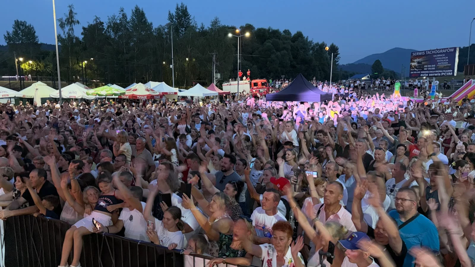 Osiem koncertów w jeden weekend. Tak wygląda życie Kordiana na trasie. Jest rozchwytywany w całej Polsce!