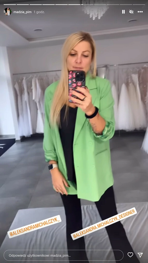 SZOK! Magda Narożna Piękni i Młodzi bierze ślub?! Gwiazda disco polo zachwyca w salonie sukien ślubnych! Pokazała kilka modeli! 