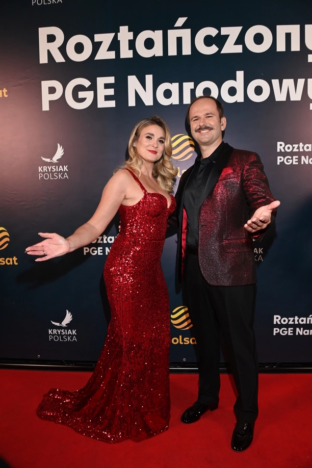 Olśniewająca Kajra na Roztańczonym PGE Narodowym! Gwiazda przykuwa uwagę fanów! | ZDJĘCIA