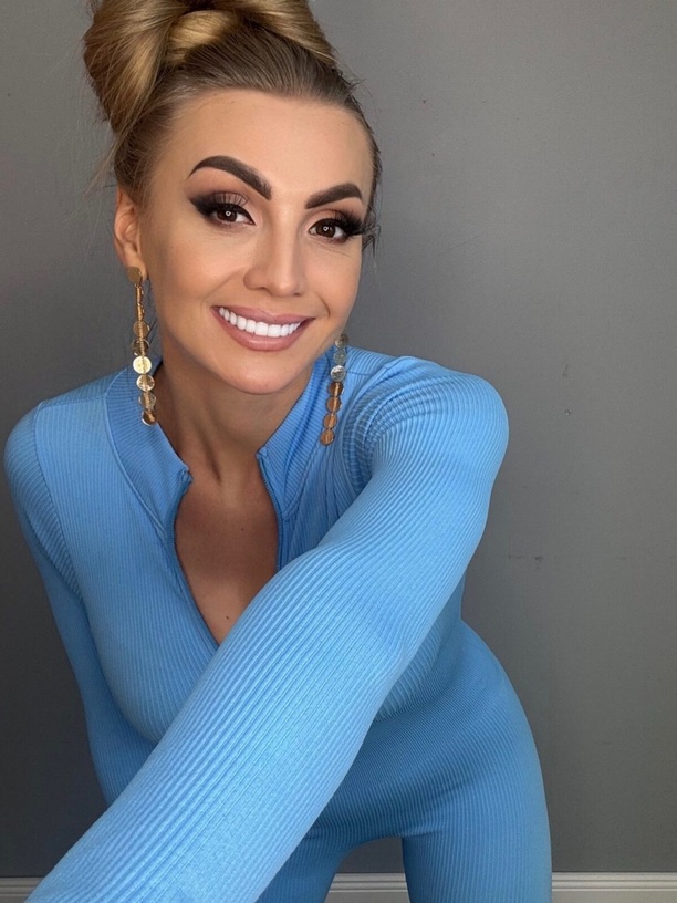 Plik Joanna-Narozna---stylizacja-2.jpg