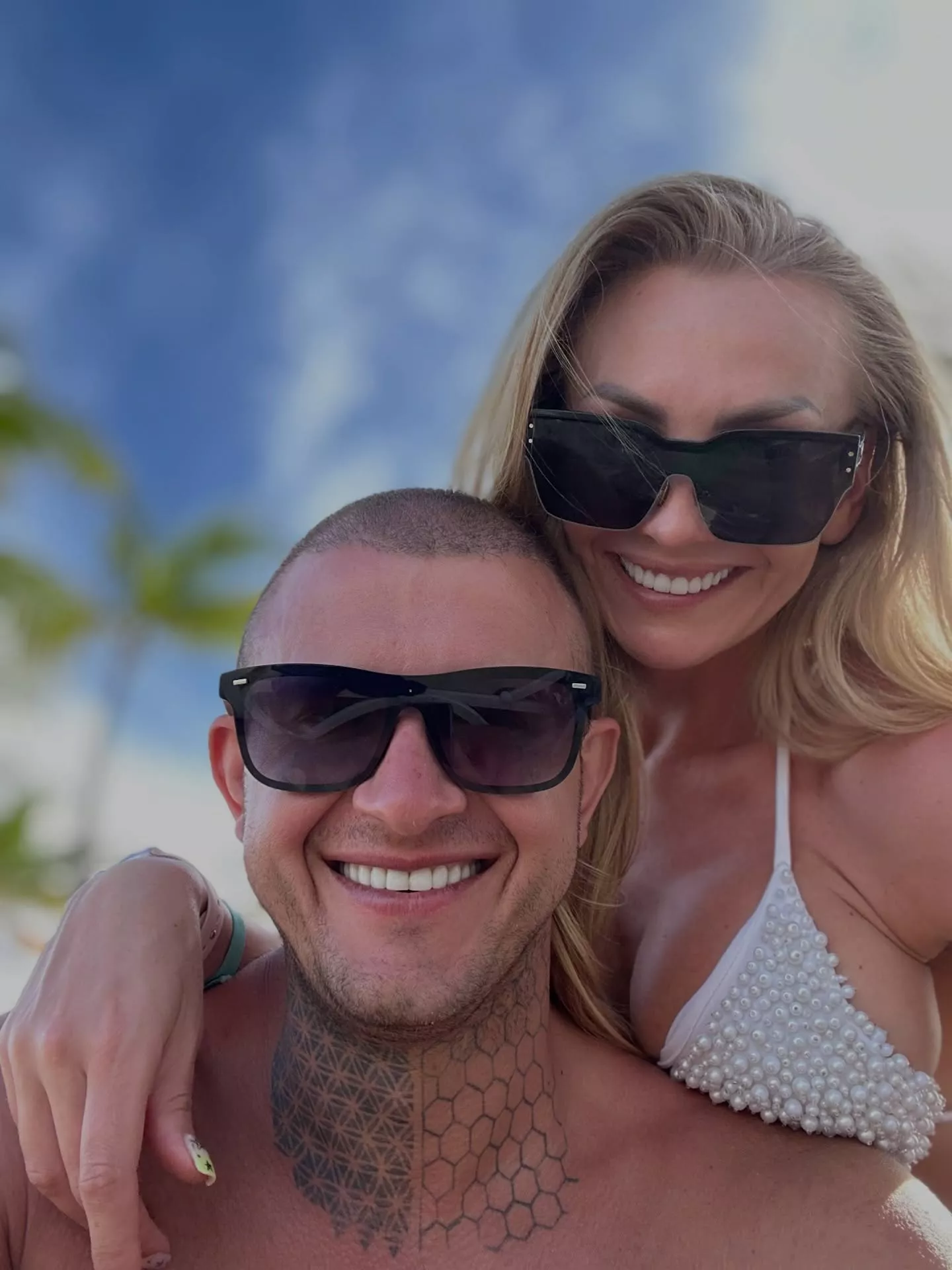 Joanna Narożna kusi dekoltem na Dominikanie. Żona Dawida Narożnego rozgrzała sieć kadrami z plaży