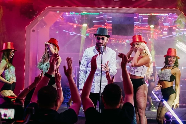 Von Prais - Zapada noc: Muzyczna bomba gotowa do eksplozji!