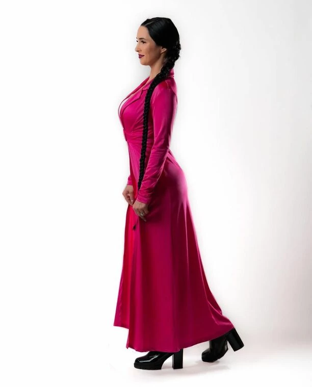 Emilia Sanecka z zespołu Daj to Głośniej gwiazdą Sylwestra Marzeń TVP Artystka disco polo opublikowała gorące zdjęcia i ważne informacje!