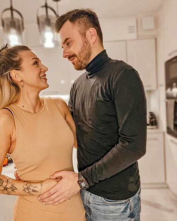 Wokalistka disco polo zostanie mamą! Pokazała USG! Fani zachwyceni - Posypały się gratulacje! 