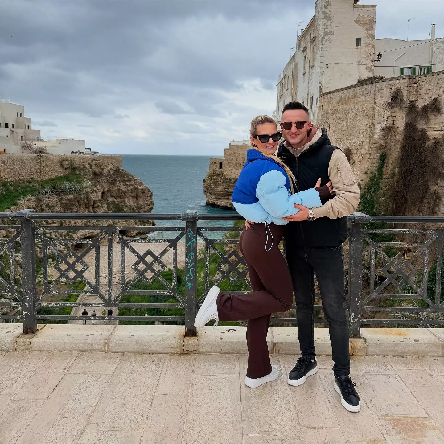 Kuba Urbański z Playboys z piękną żoną Eweliną! Zobaczcie zdjęcia prosto z Włoch!