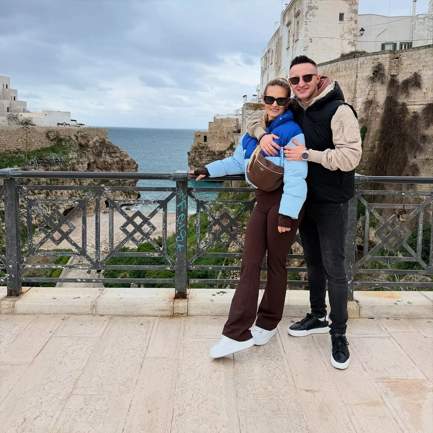 Kuba Urbański z Playboys z piękną żoną Eweliną! Zobaczcie zdjęcia prosto z Włoch!