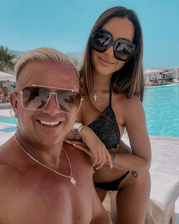 Legendarny muzyk dance Bartek Padyasek DBomb i piękna partnerka w intymnych ujęciach. Zobacz, jak ich miłość rozpala internet!