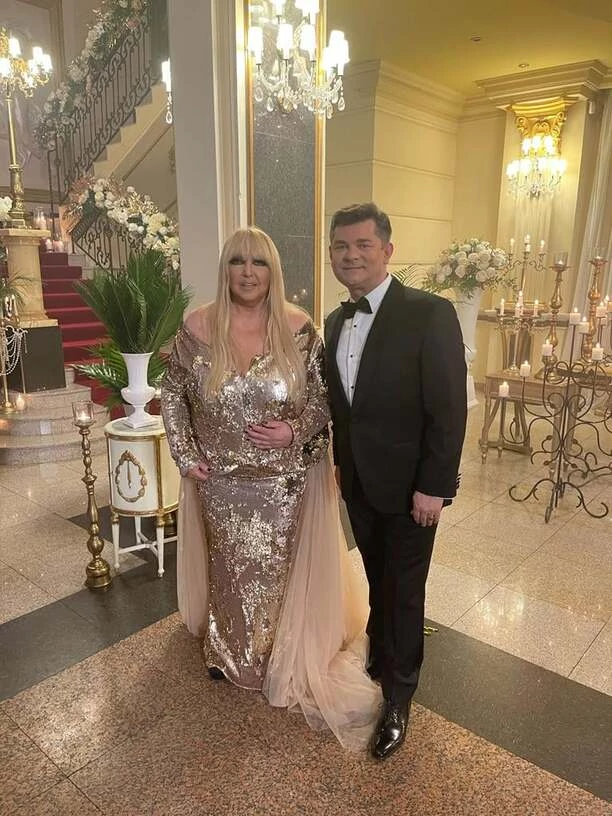 Gorący duet?! Zenek Martyniuk przyłapany w towarzystwie Maryli Rodowicz! Gwiazdor disco polo ponownie stanie na jednej scenie z diwą polskiej piosenki! 