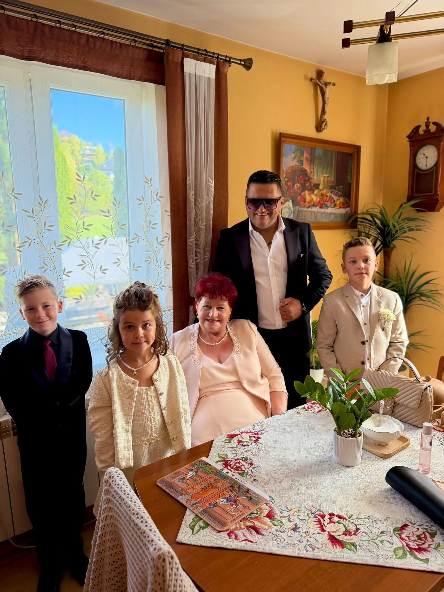 Rodzina Kordiana na wspólnym zdjęciu. Wacław Cieślik pokazał mamę i jej wnuki
