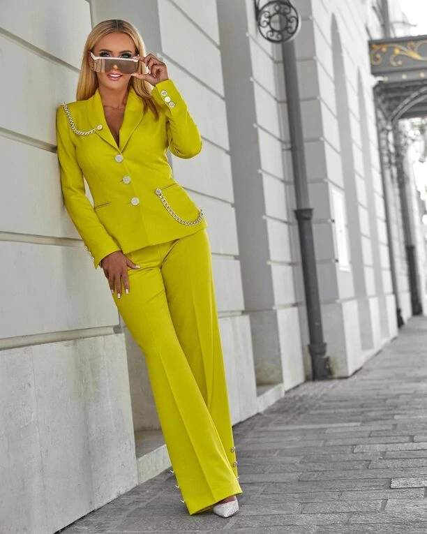 Co za strój! Monika Chwajoł na ustach wszystkich! Tak gwiazda disco polo zwróciła na siebie uwagę! 