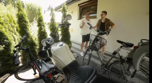 Co skrywa posiadłość uwielbianego gwiazdora disco polo?! Sylwester Gazda z formacji Power Play zdradził jak mieszka!