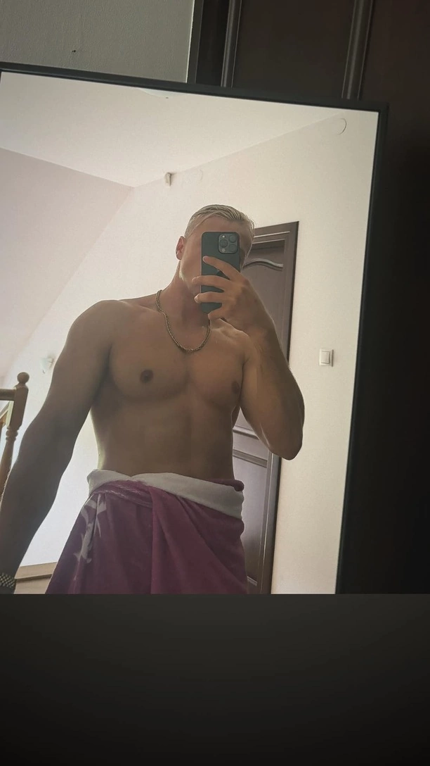 HOT! Skolim odsłania wszystko? Gorące zdjęcie króla latino podgrzewa atmosferę!
