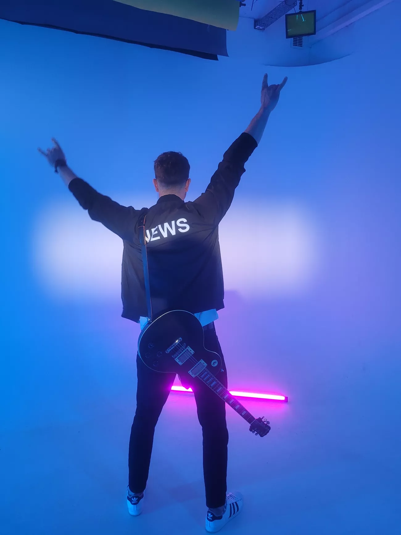 Czy „Tańcz dla mnie mała” będzie nowym hitem News? Premiera disco polo już niebawem!