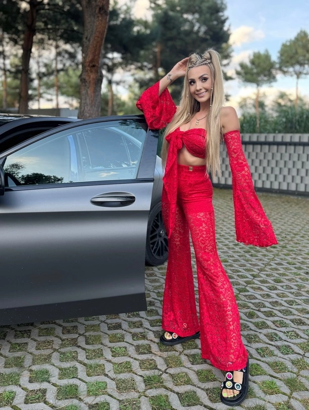 Mega gorące fotki Joanny Narożnej. Opadną Wam szczęki!