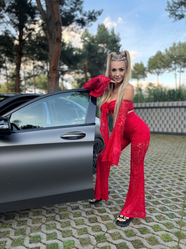 Plik Mega-gorace-fotki-Joanny-Naroznej-Opadna-Wam-szczeki-4.jpg