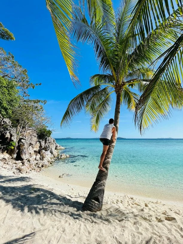 Marcin Kotyński: prezenter disco polo, którego spotkacie na całym świecie! Marcin to zapalony podróżnik.
