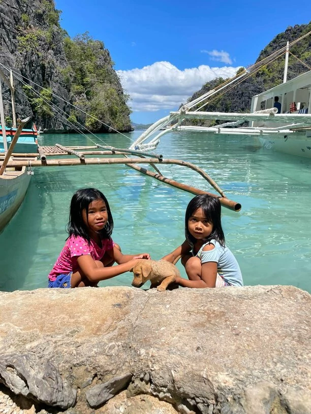 Marcin Kotyński: prezenter disco polo, którego spotkacie na całym świecie! Marcin to zapalony podróżnik.