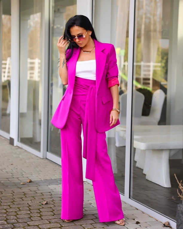 Gwiazda disco polo w różowej odsłonie! Marta Konopla olśniewa