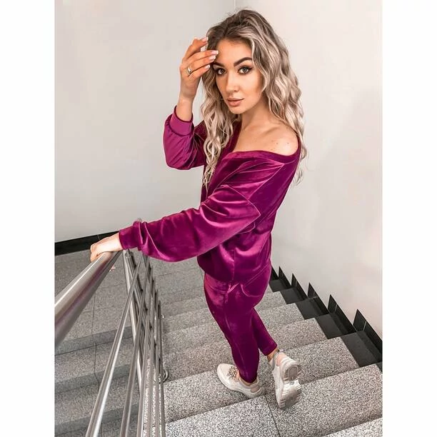 Popularna wokalistka disco polo Małgorzata Główka pokazała jaki strój nosi po domu! ”Dawaj mi ten dresssss” internauci zachwyceni!
