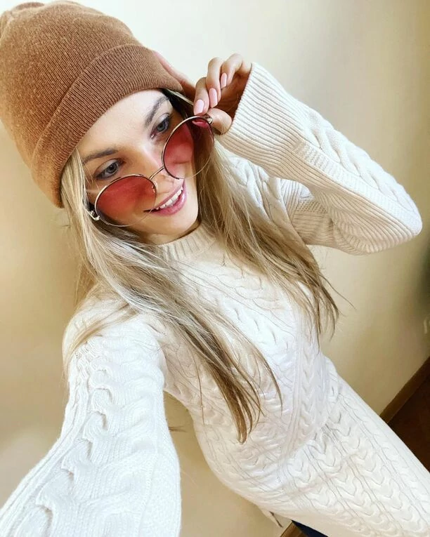 Znana wokalistka disco polo pokazała się w sieci bez makijażu! Internauci komentują jej wygląd! 