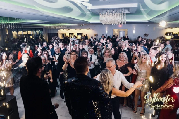 Takiego Sylwestra z Gwiazdami w Chicago jeszcze nie było. Andre i Skalar US zachwycili wszystkich