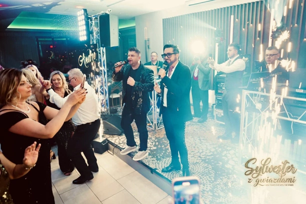 Takiego Sylwestra z Gwiazdami w Chicago jeszcze nie było. Andre i Skalar US zachwycili wszystkich