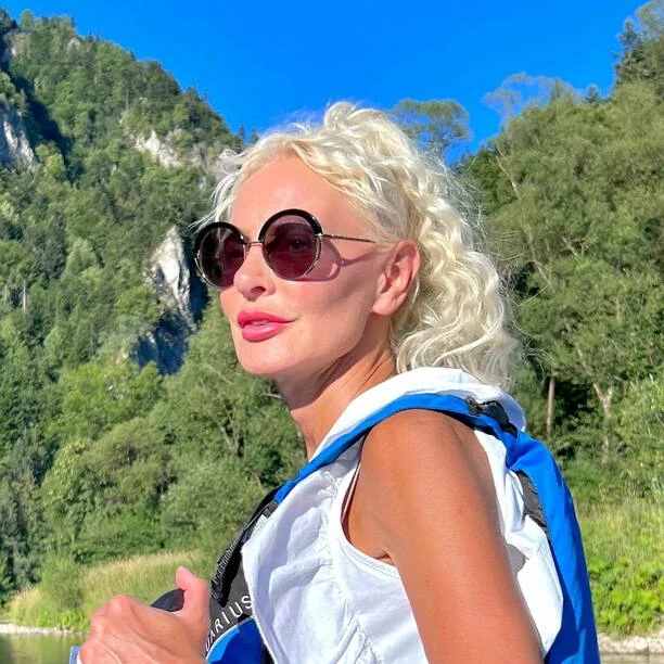 Błogie chwile znanej wokalistki disco polo! Zobaczcie jak Elwira Mejk relaksuje się w polskich górach!