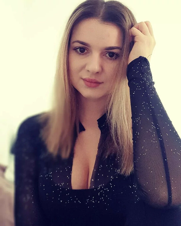 Okrzyknięto ją królową! Znana wokalistka disco polo zasiadła na tronie! Internauci pod wrażeniem! 