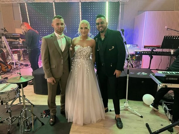 Andre na weselu Magdy i Bartosza! Zobaczcie zdjęcia! Para młoda i goście bawili się świetnie!