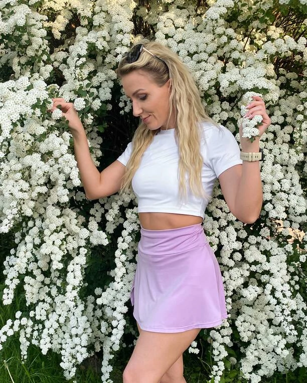 Nie ma sobie równych?! Tak wokalistka disco polo skrada serca Polaków swoim wizerunkiem! 