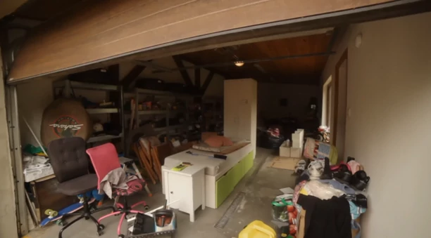 To nieprawdopodobne co gwiazdor disco polo trzyma w garażu! Artysta zdradził jak mieszka! Kipi LUKSUSUSEM?! 