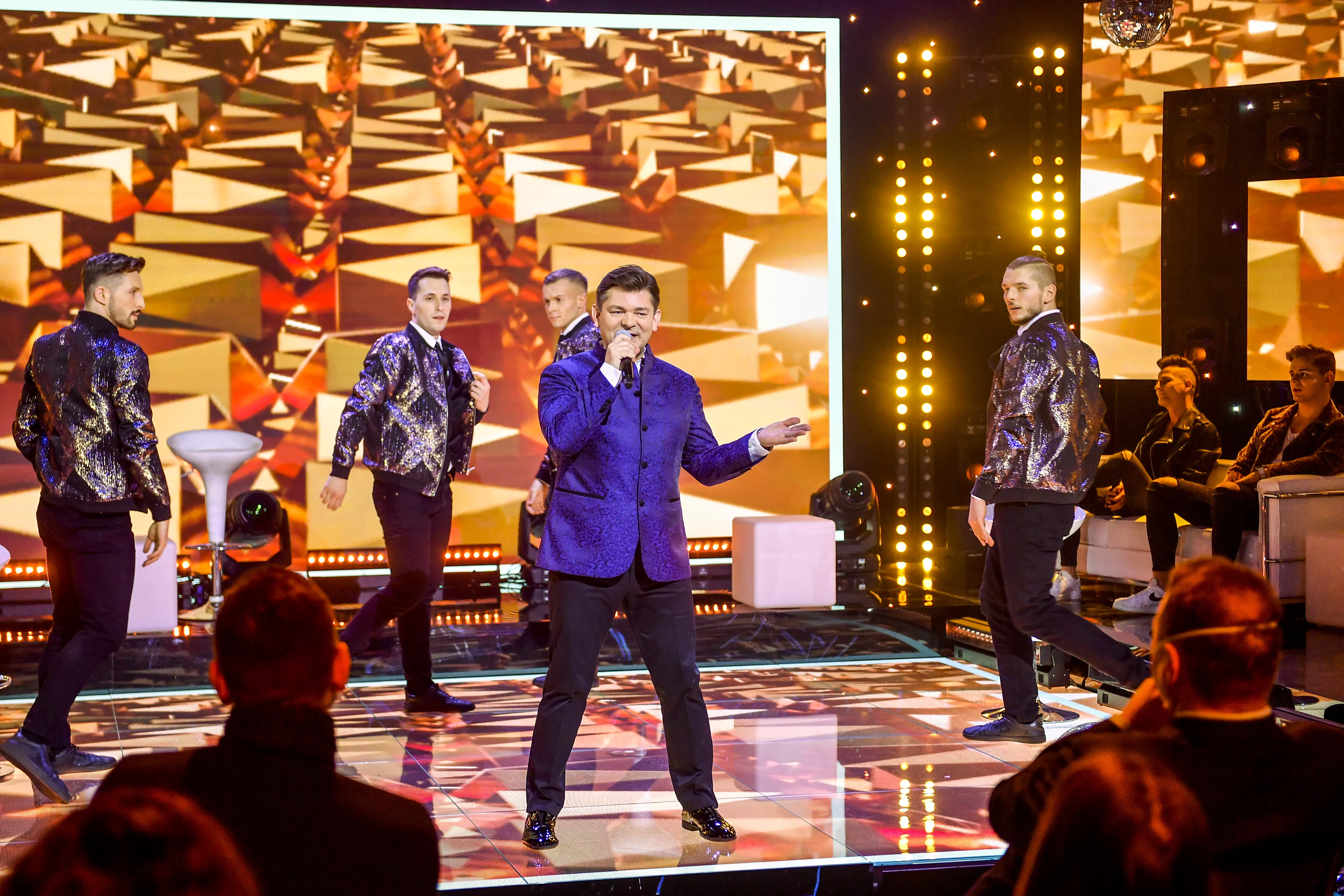 Wielkie gwiazdy disco polo wystąpią na Sylwestrze Marzeń z Dwójką 2020/2021!