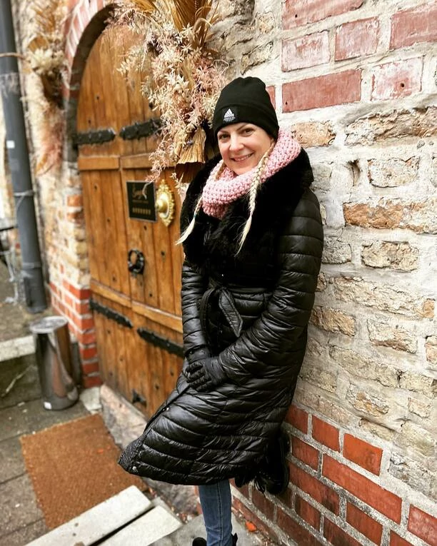 Magdalena Narożna opuściła kraj! Tak gwiazda disco polo promuje disco polo w Wilnie.